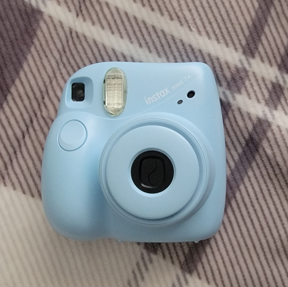 Instax mini 7+